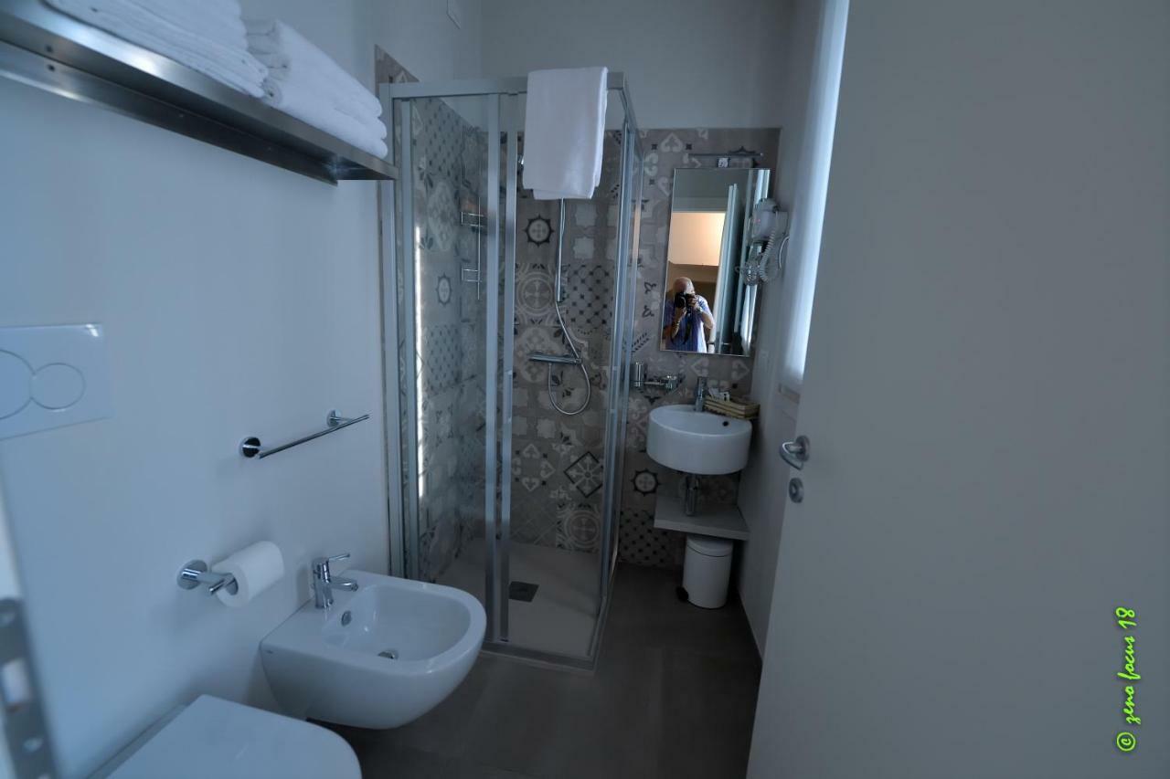 Spagnoi Rooms Кастелнуово дел Гарда Екстериор снимка