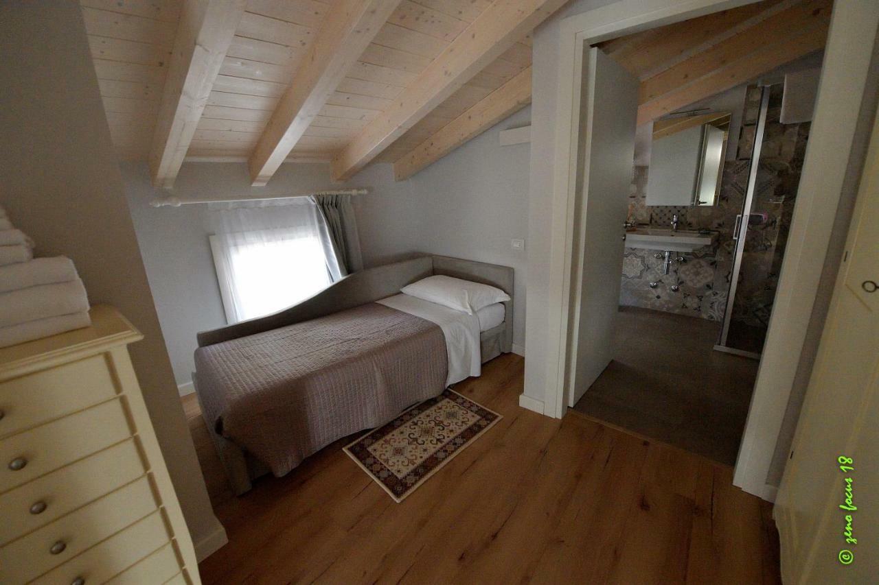 Spagnoi Rooms Кастелнуово дел Гарда Екстериор снимка