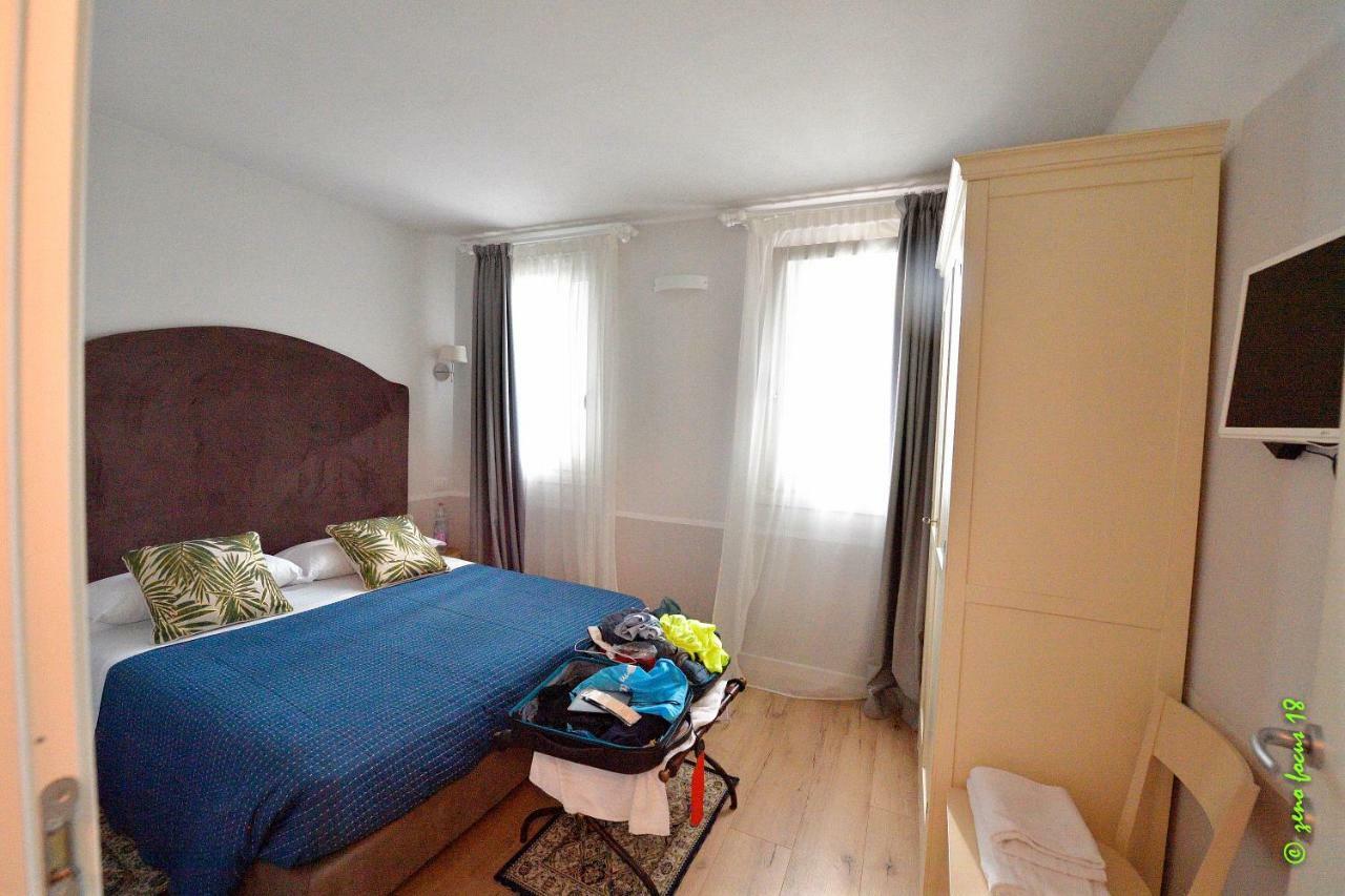 Spagnoi Rooms Кастелнуово дел Гарда Екстериор снимка