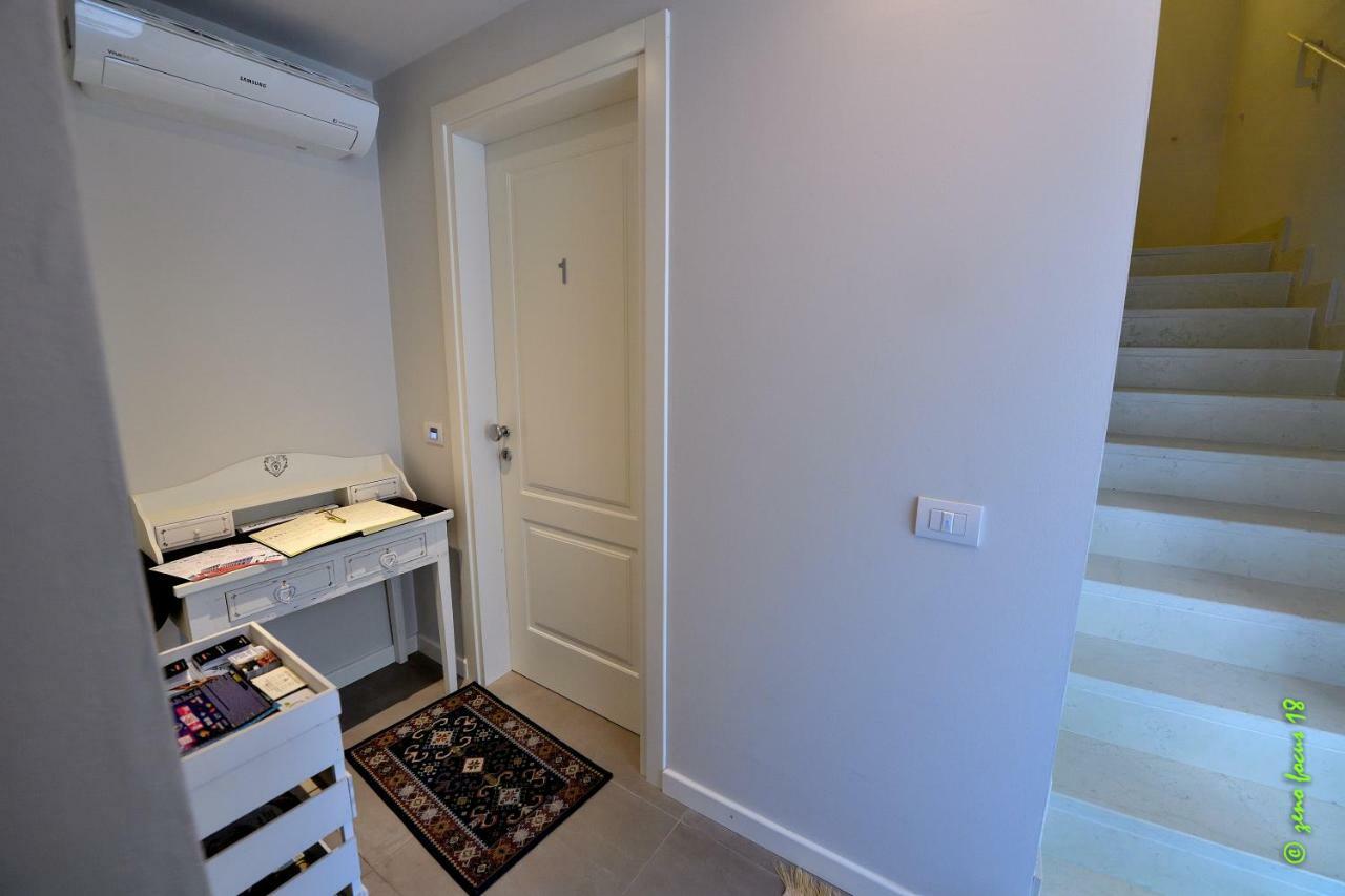 Spagnoi Rooms Кастелнуово дел Гарда Екстериор снимка